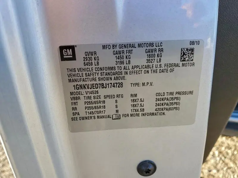 2011 CHEVROLET TRAVERSE LT  