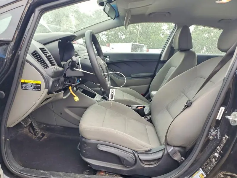 2015 KIA FORTE LX  