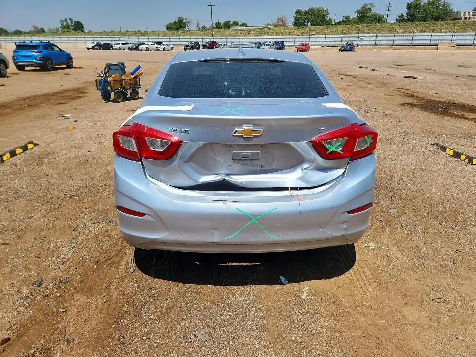 2017 CHEVROLET CRUZE LT  