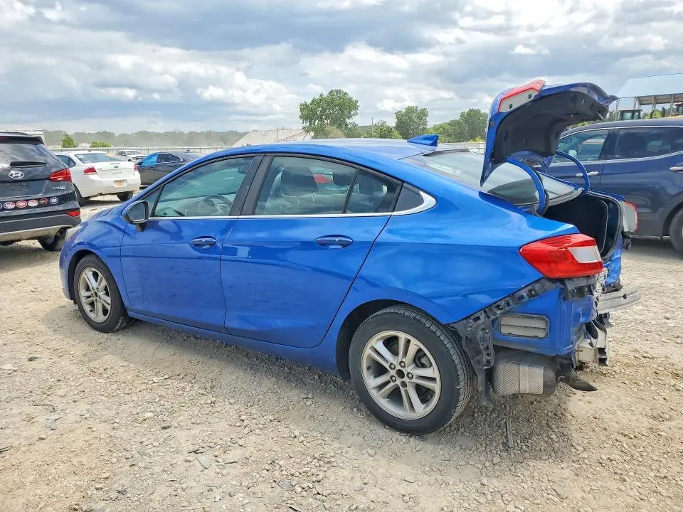 2017 CHEVROLET CRUZE LT  