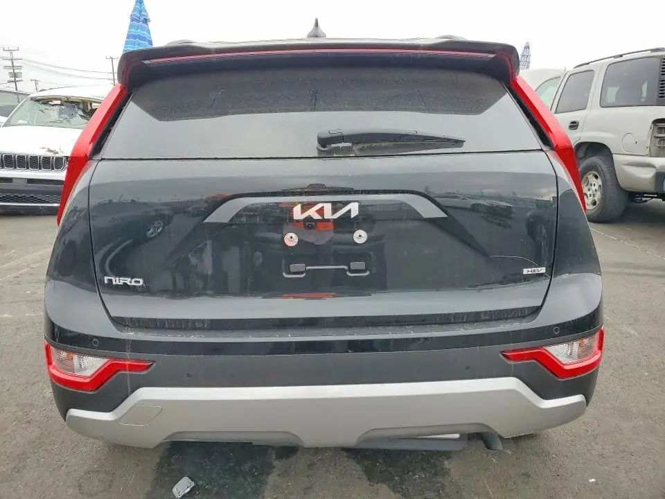 2025 KIA NIRO EX  