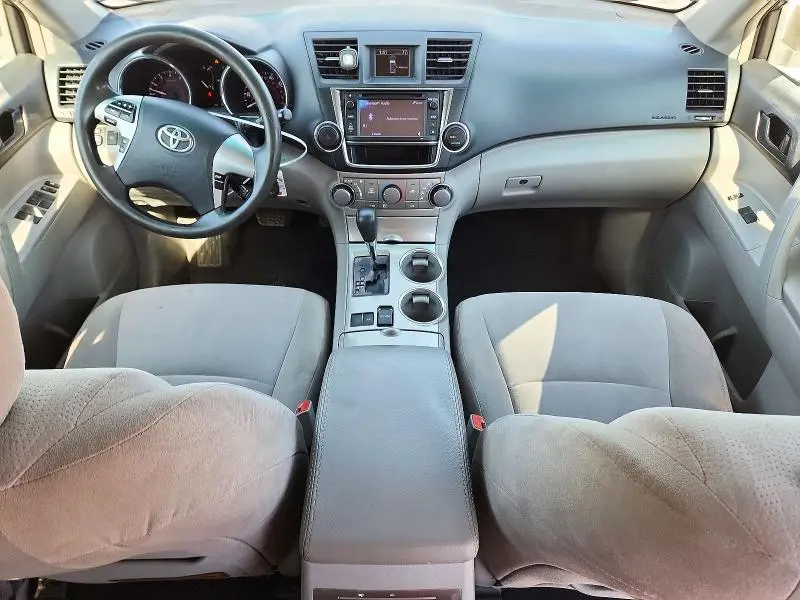 2013 TOYOTA HIGHLANDER BASE  