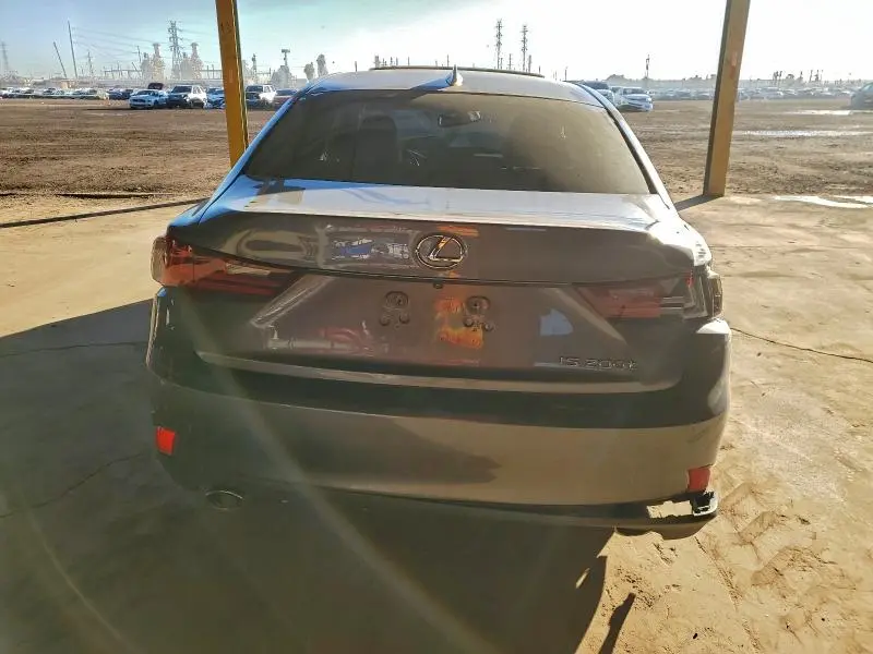 2016 LEXUS IS 200T  