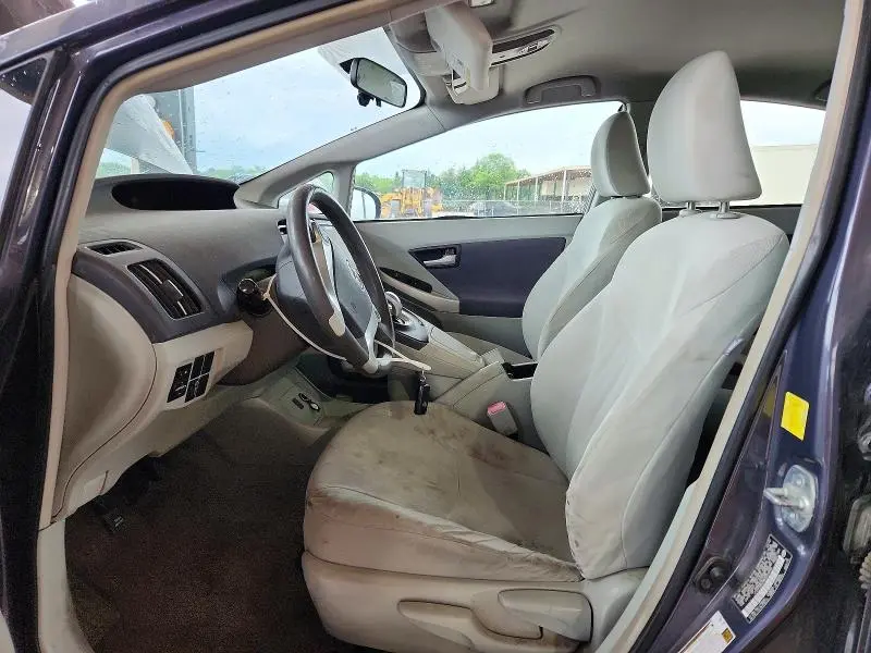 2011 TOYOTA PRIUS TWO  