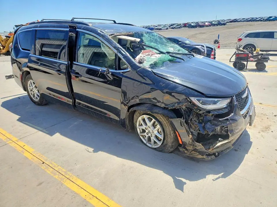 2022 CHRYSLER PACIFICA TOURING L  