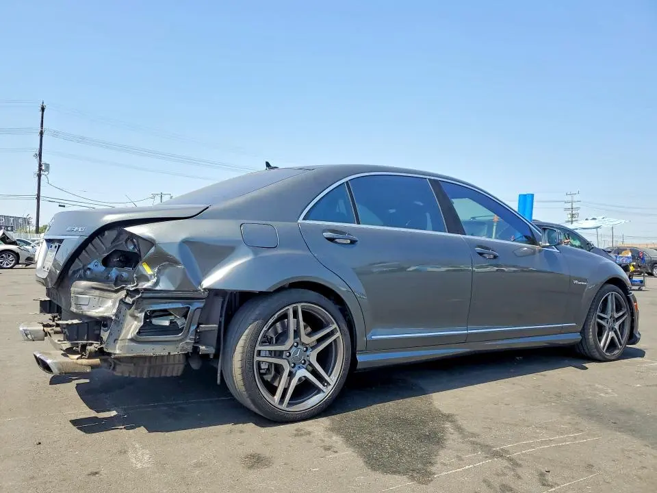 2011 MERCEDES-BENZ S 63 AMG  