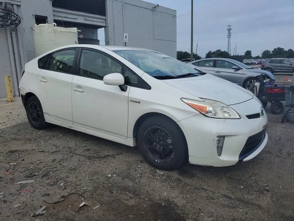 2015 TOYOTA PRIUS TWO  