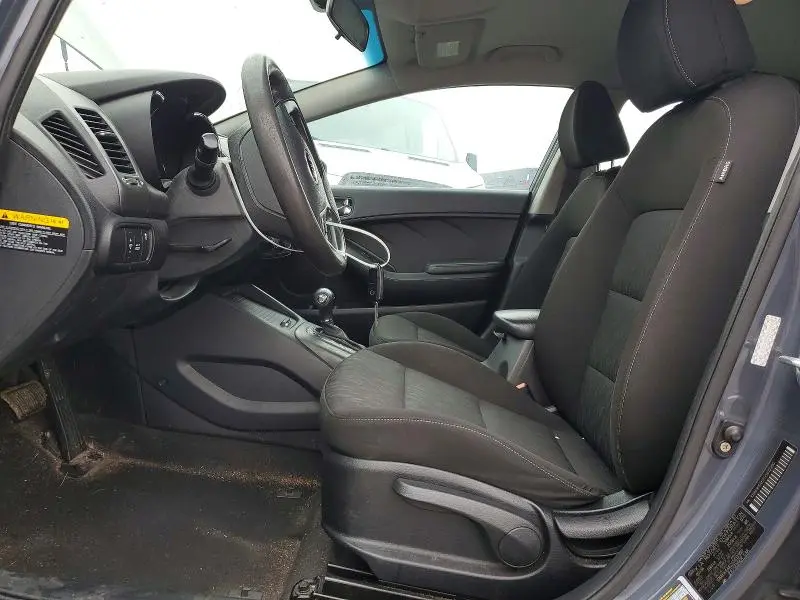 2016 KIA FORTE LX  