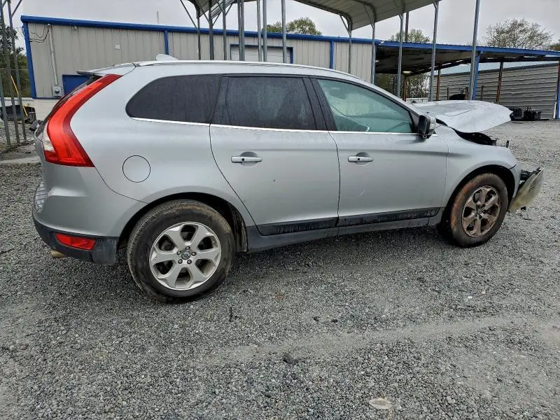 2013 VOLVO XC60 3.2  