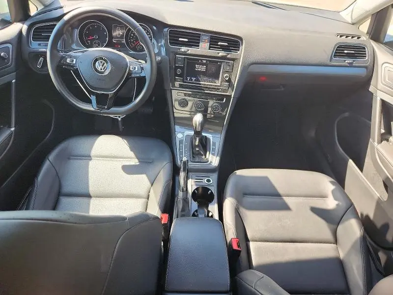 2021 VOLKSWAGEN GOLF   