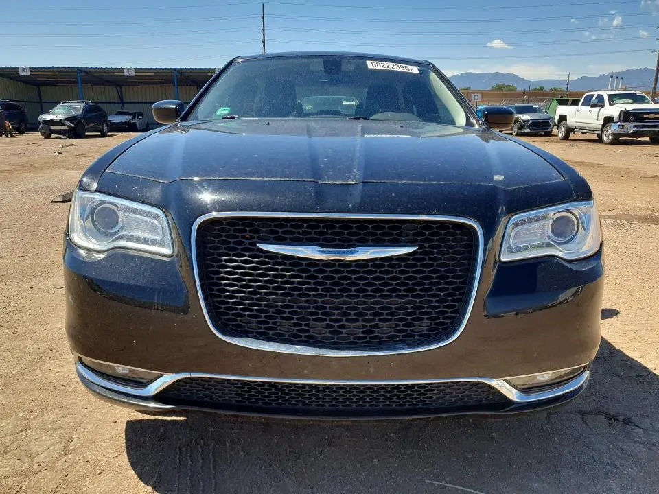 2018 CHRYSLER 300 TOURING  