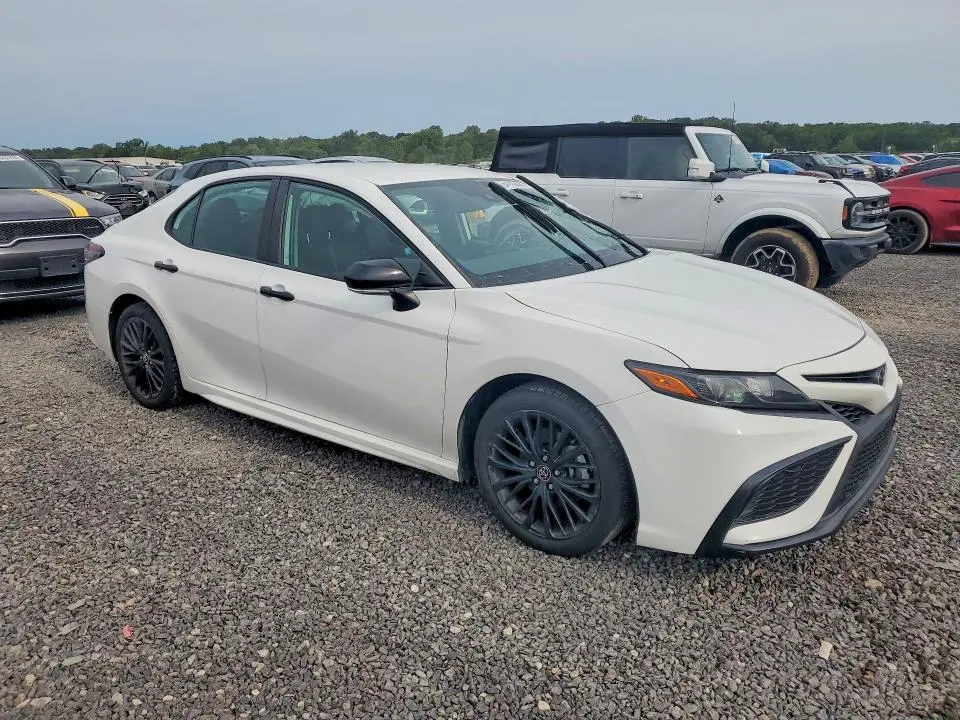 2021 TOYOTA CAMRY SE NIGHTSHADE  