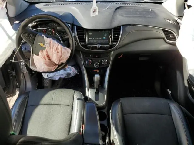 2017 CHEVROLET TRAX 1LT  