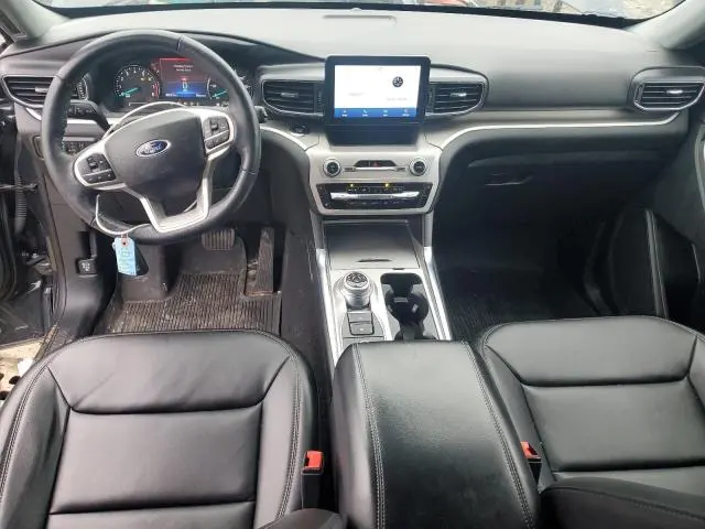2022 FORD EXPLORER XLT  