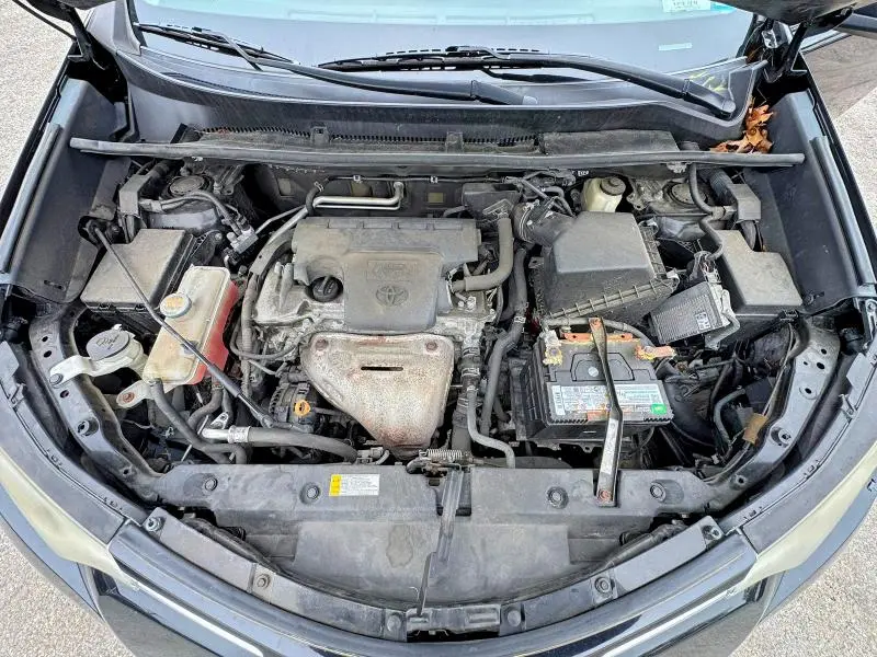 2017 TOYOTA RAV4 XLE  