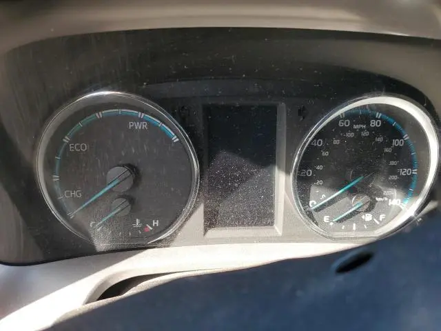 2016 TOYOTA RAV4 HV XLE  