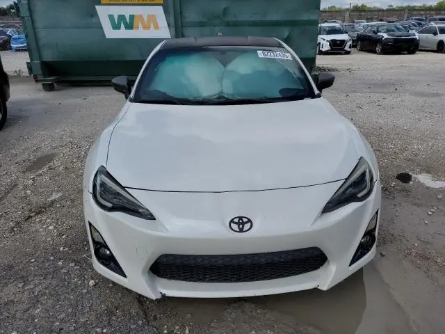 2013 TOYOTA SCION FR-S   