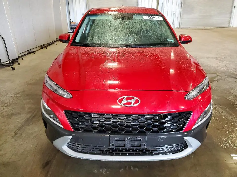 2022 HYUNDAI KONA SE  