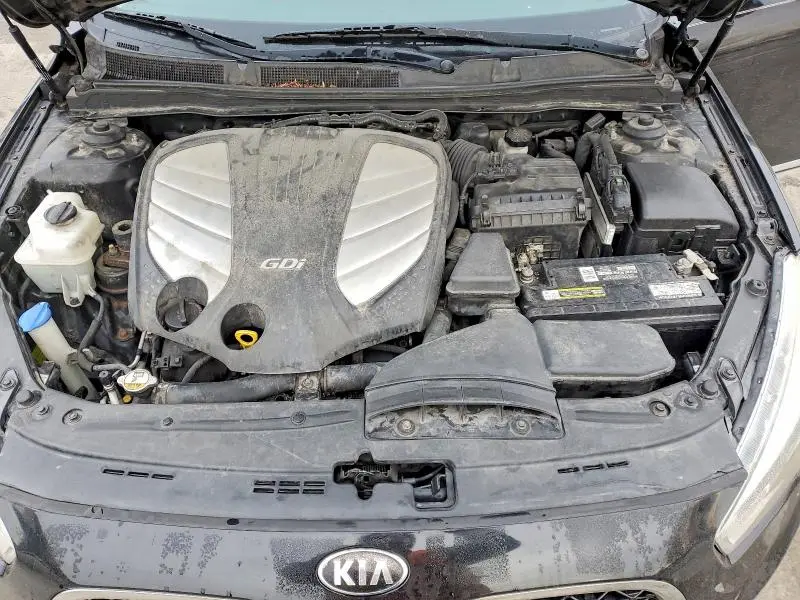 2014 KIA CADENZA PREMIUM  