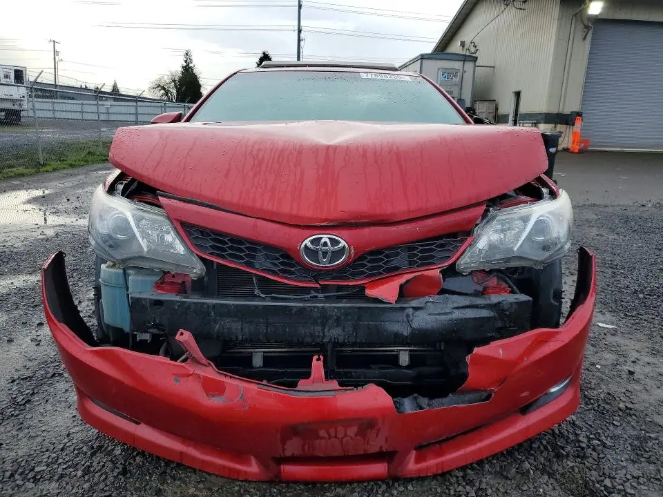2012 TOYOTA CAMRY SE  