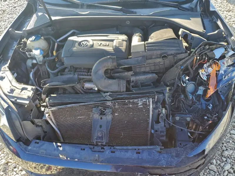 2015 VOLKSWAGEN PASSAT S  