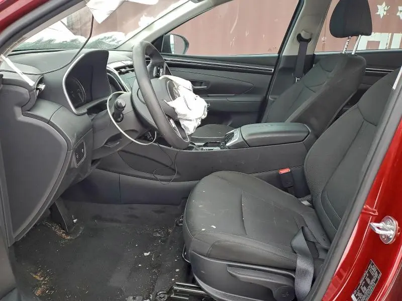 2024 HYUNDAI TUCSON SE  