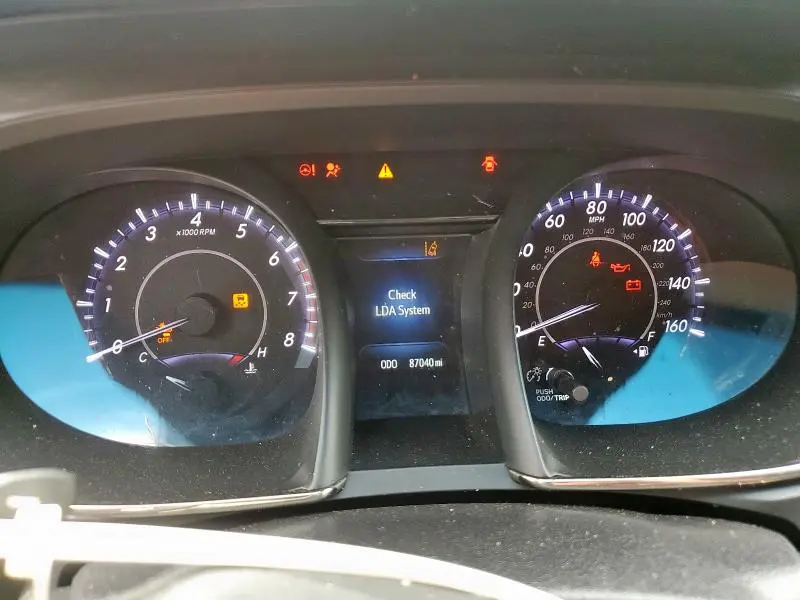 2016 TOYOTA AVALON XLE  