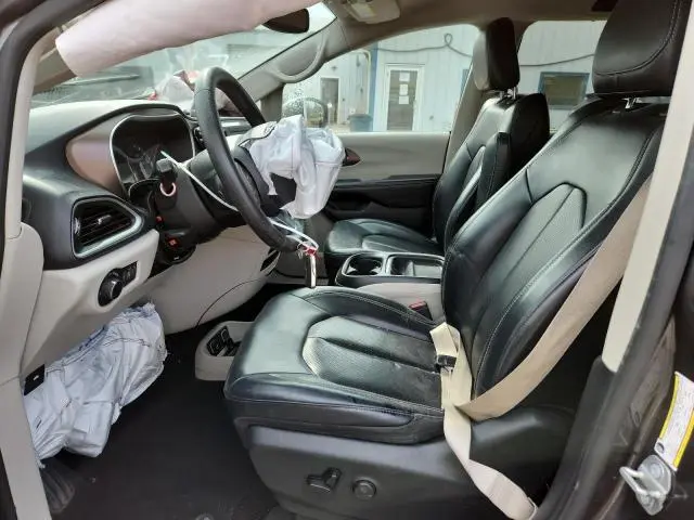 2020 CHRYSLER VOYAGER LXI  