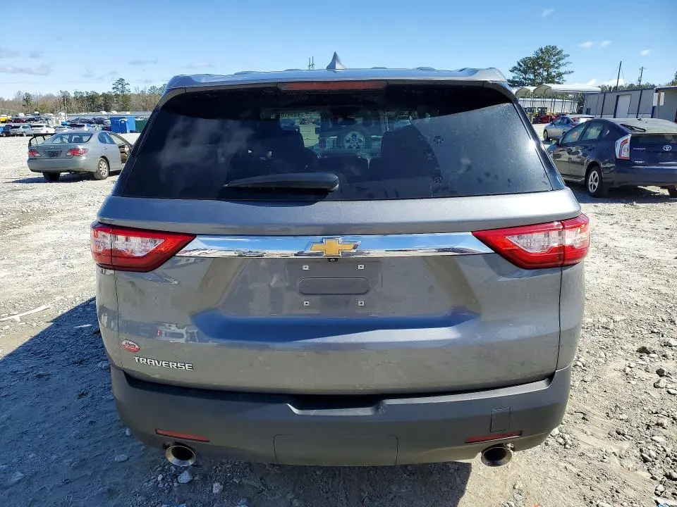 2020 CHEVROLET TRAVERSE LS  