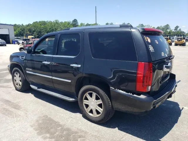 2010 CADILLAC ESCALADE   