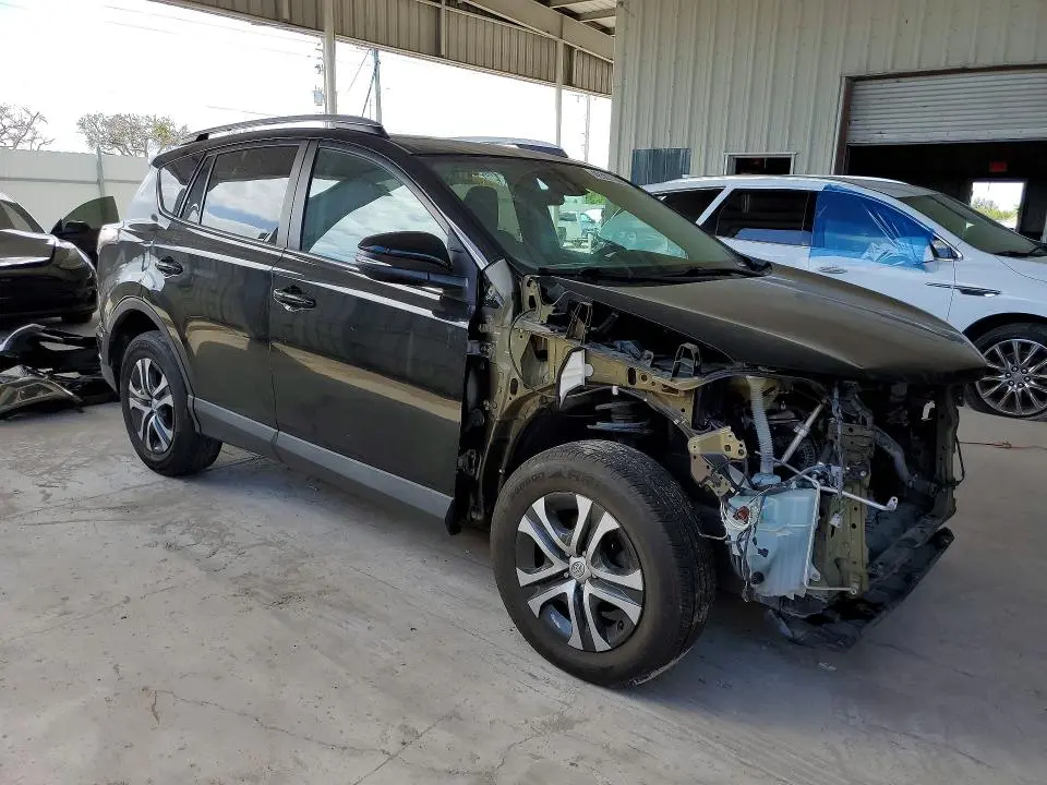 2017 TOYOTA RAV 4   