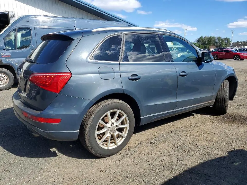 2011 AUDI Q5 PREMIUM PLUS  