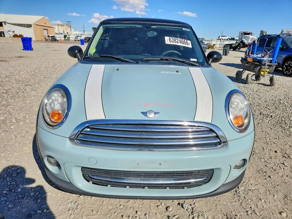 2013 MINI COOPER   