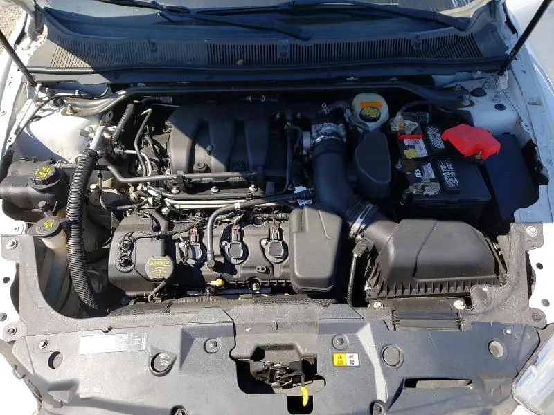 2013 FORD TAURUS SE  