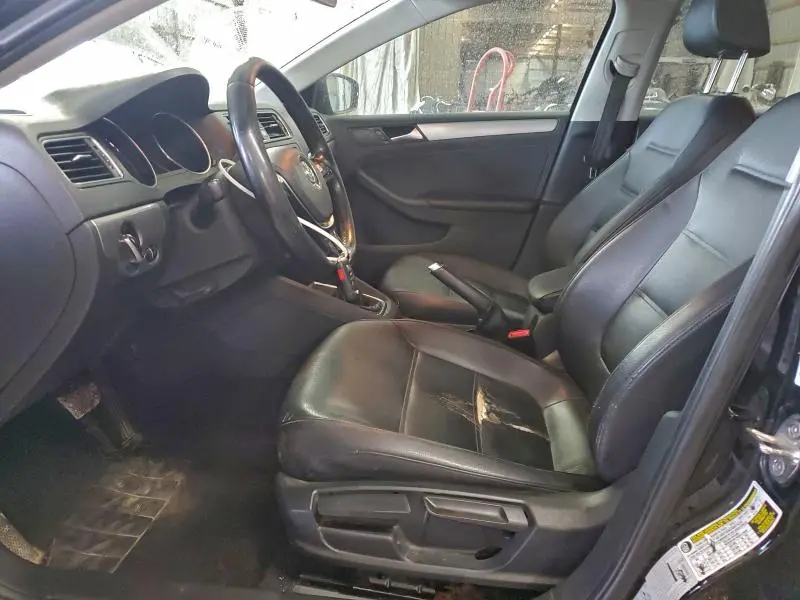 2017 VOLKSWAGEN JETTA SE  