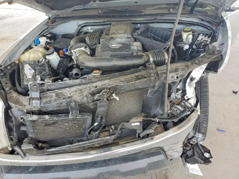 2019 NISSAN FRONTIER SL  
