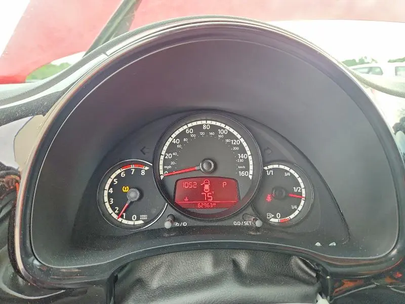 2014 VOLKSWAGEN BEETLE   
