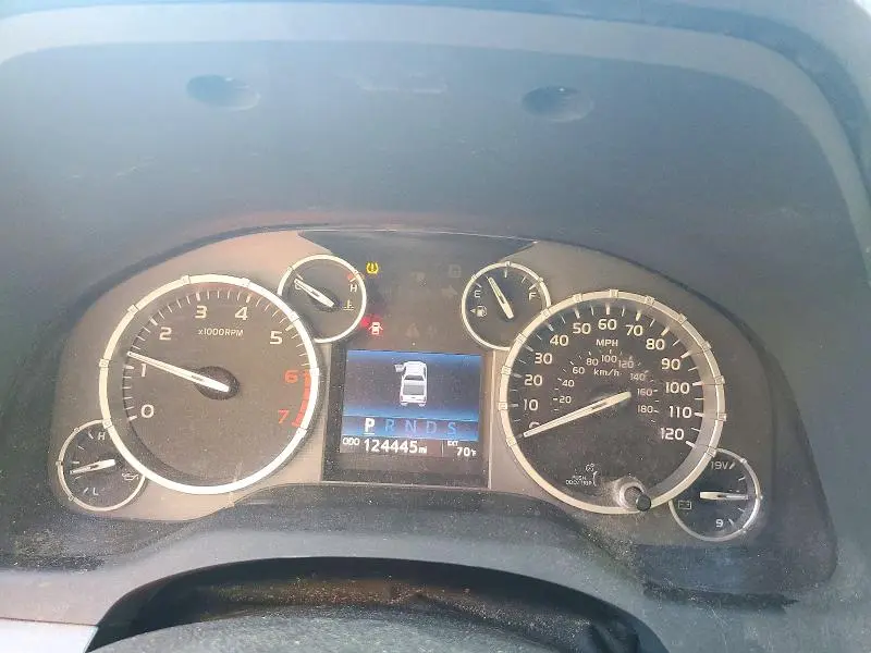 2015 TOYOTA TUNDRA SR5  