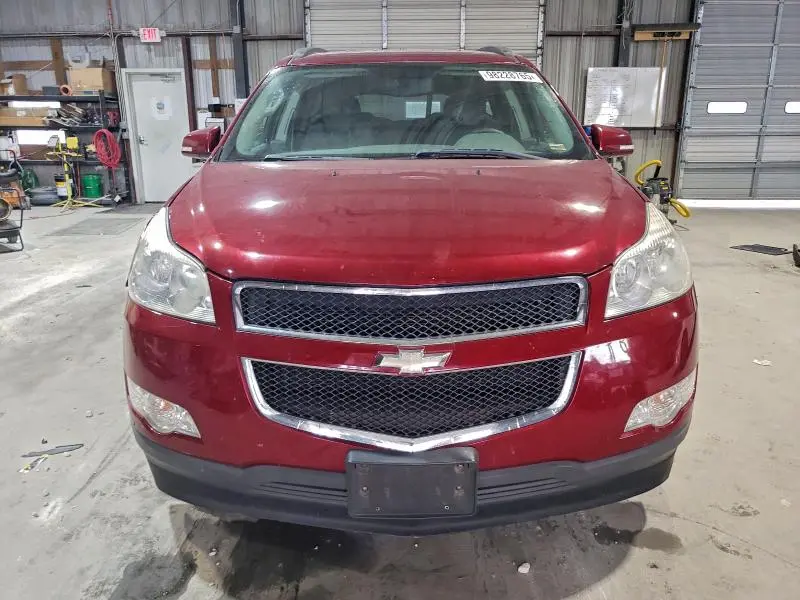 2011 CHEVROLET TRAVERSE LT  