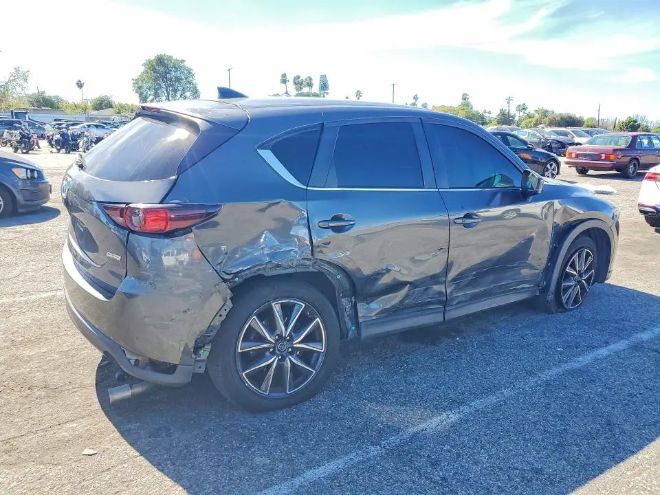 2018 MAZDA CX-5 TOURING  