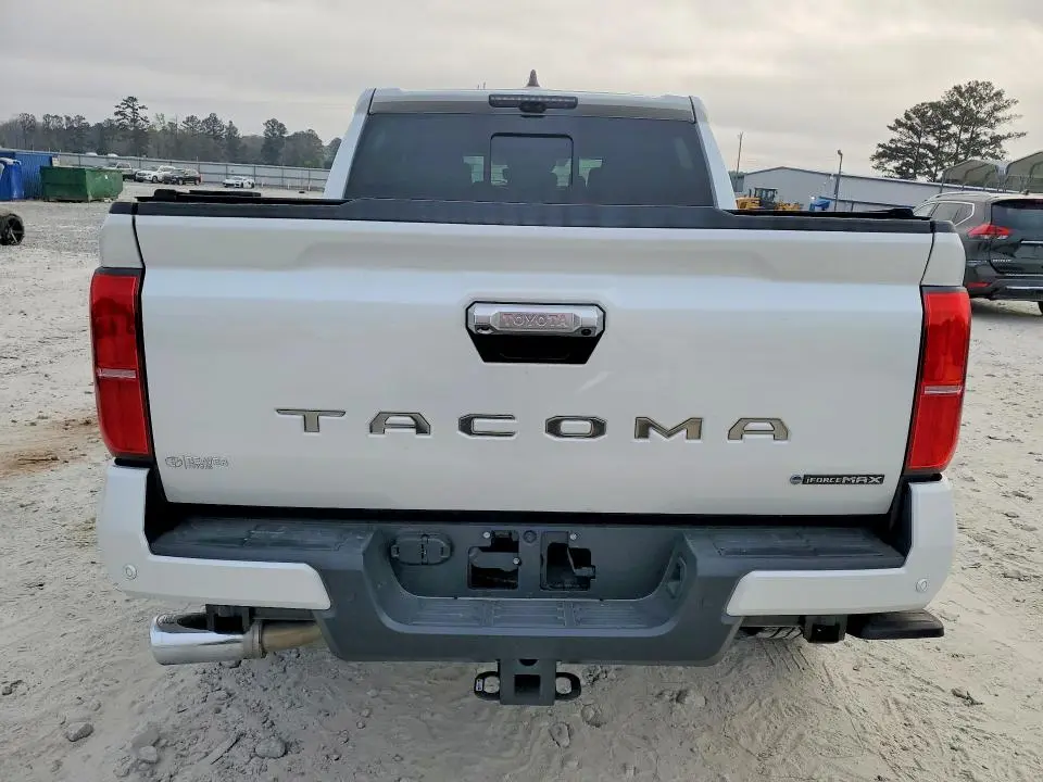 2024 TOYOTA TACOMA LIMITED HV  