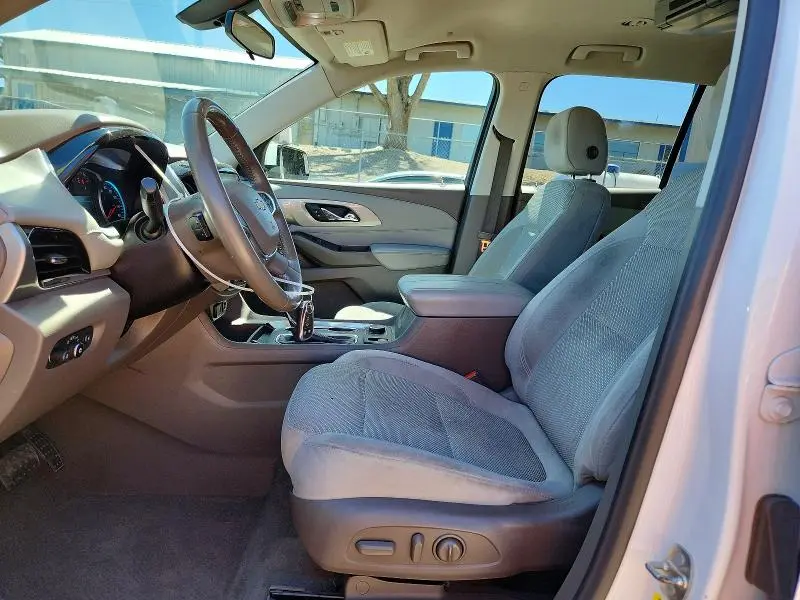 2018 CHEVROLET TRAVERSE LT  