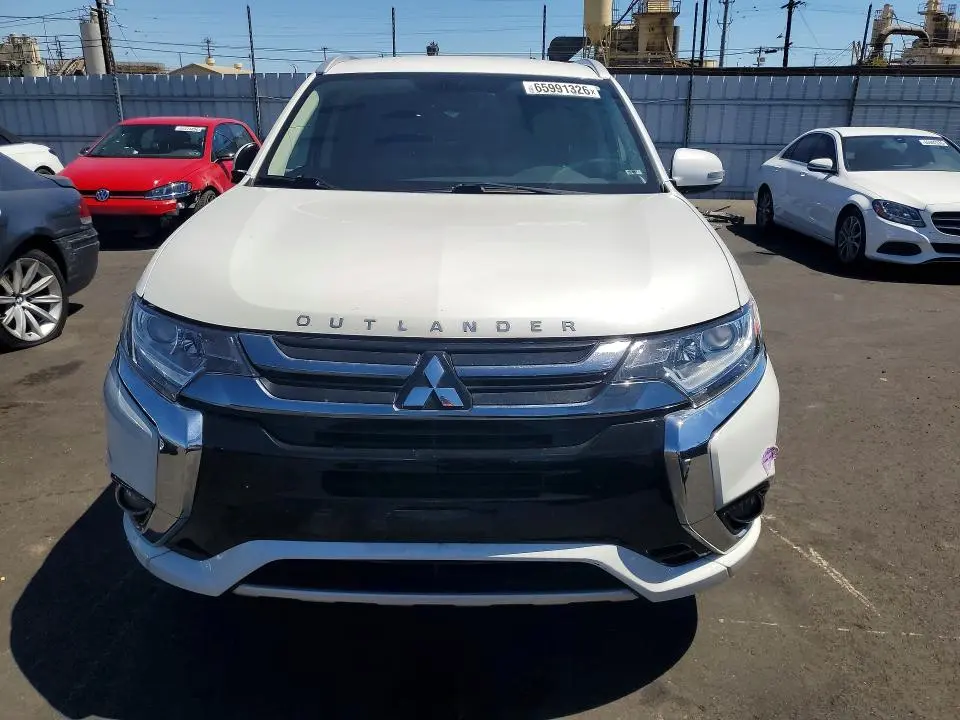 2018 MITSUBISHI OUTLANDER SE  