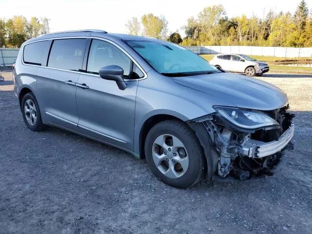 2017 CHRYSLER PACIFICA TOURING L PLUS  