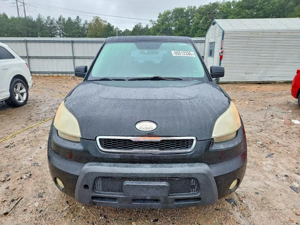 2010 KIA SOUL +  