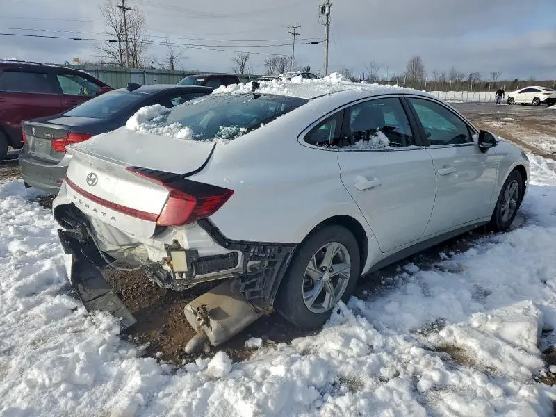 2023 HYUNDAI SONATA SE  