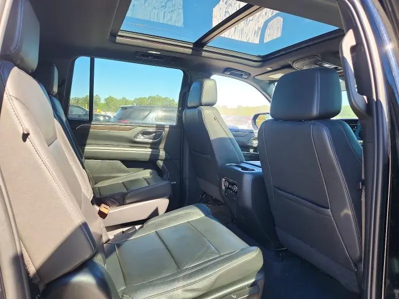2023 CHEVROLET SUBURBAN C1500 LT  