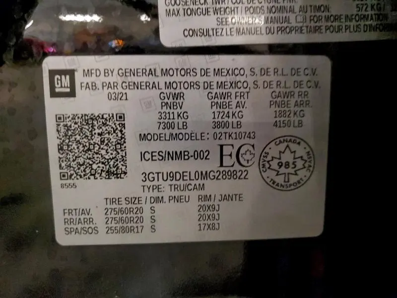 2021 GMC SIERRA K1500 SLT  