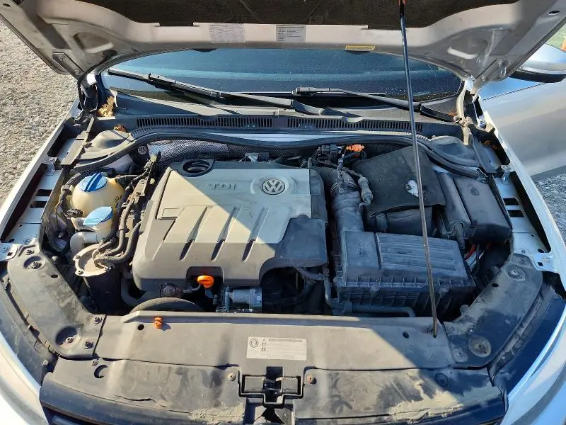 2011 VOLKSWAGEN JETTA TDI  