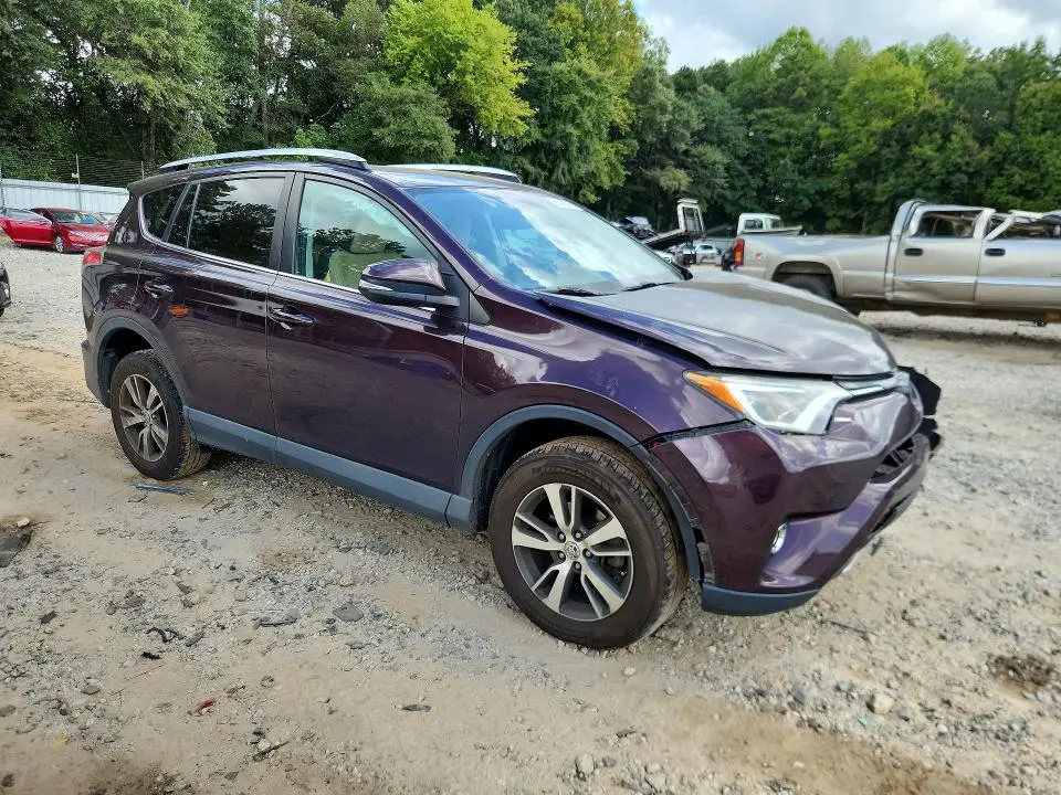 2016 TOYOTA RAV4 XLE  